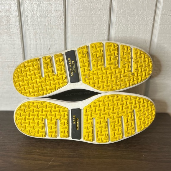 Cole Haan Original Grand Waterproof Spikeless Golf Shoes, size 8.5. - Picture 7 of 8